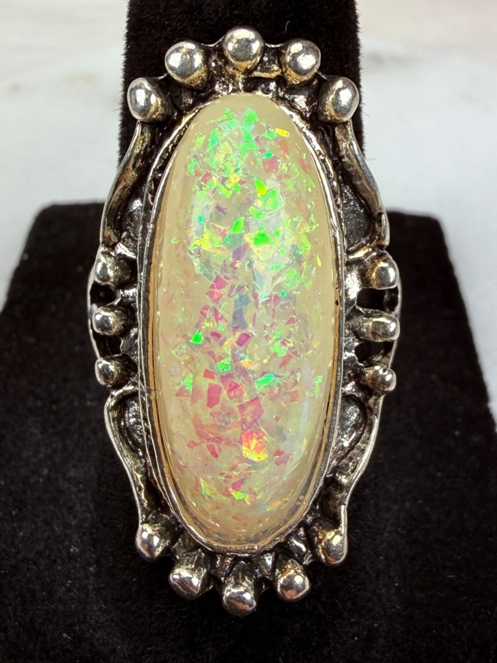 Vintage Size 7 Iridescent Oval Cabochon Silver Tone Statement Ring